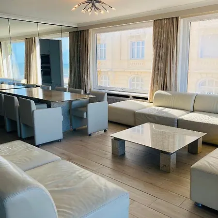 Very Spacious Family With Seaview T16 *